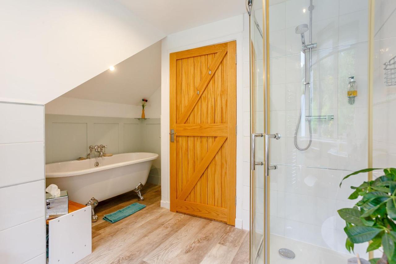 Urquhart Bay B&B ดรัมนาดรอคิท ภายนอก รูปภาพ
