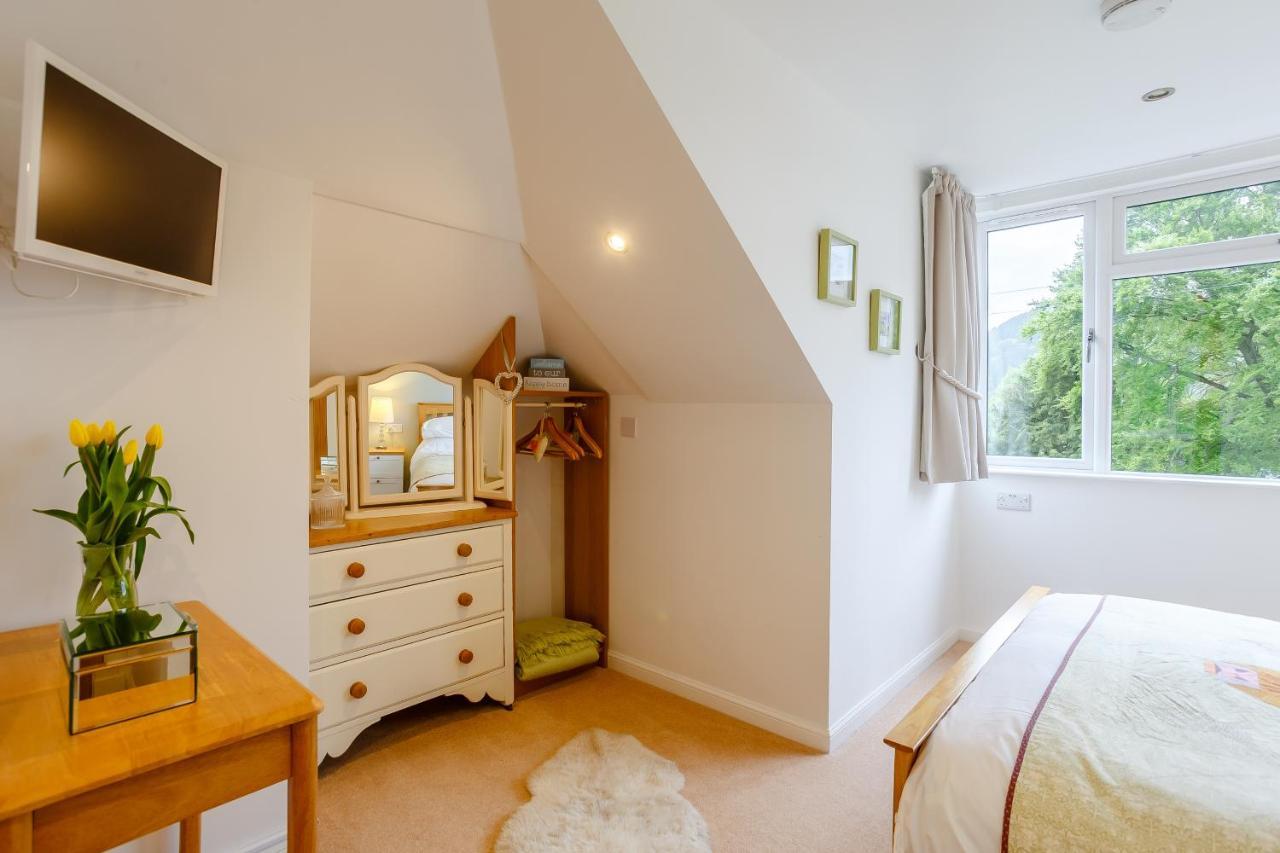 Urquhart Bay B&B ดรัมนาดรอคิท ภายนอก รูปภาพ